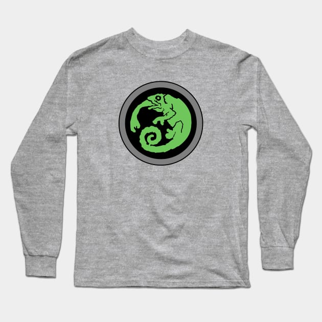 Chameleon Green Long Sleeve T-Shirt by Javier Casillas